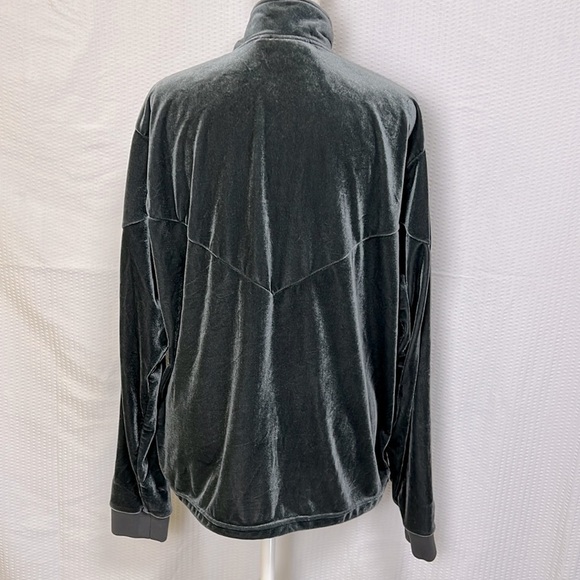 SASKI Collection Shiny Gray Full Zip Velour Athletic Jacket - Size Medium - Picture 4 of 10